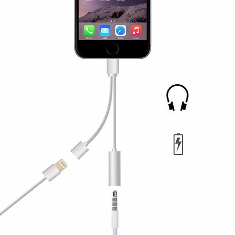 Iphone 7 / 7+ Dual Adaptor - (Aux + lightning port)